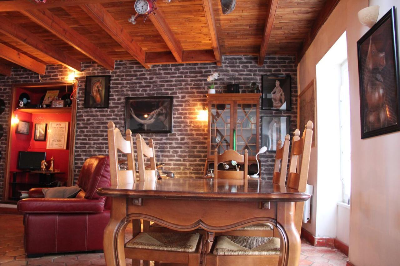 Maison De Charme, D'Artiste, Decoration Brocante Aigrefeuille-dʼAunis Εξωτερικό φωτογραφία